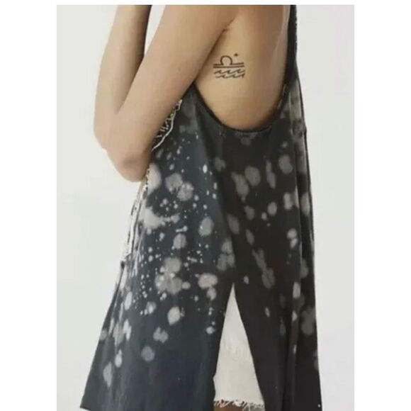 Free People Eagle Crafted Heritage Distressed Sweater Tank Size S - Picture 9 of 9